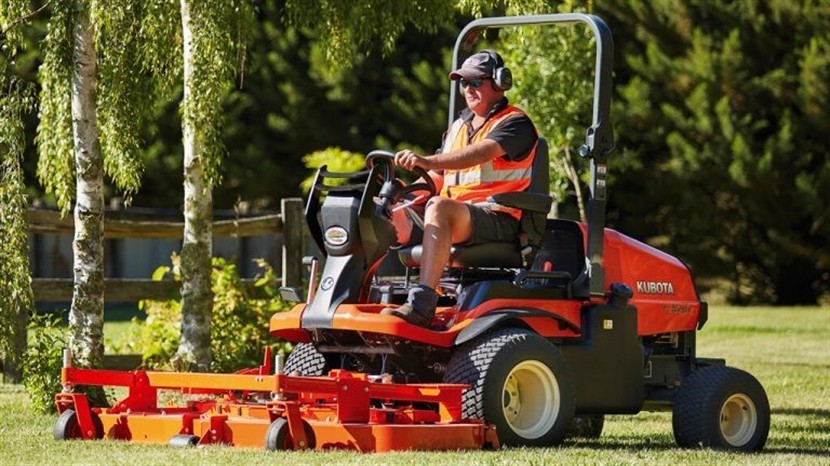 F Series Out-front Mowers image